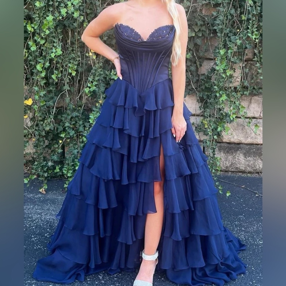 Sherri hill 56911 Elegant Navy Blue Strapless Evening Gown - Picture 1 of 4
